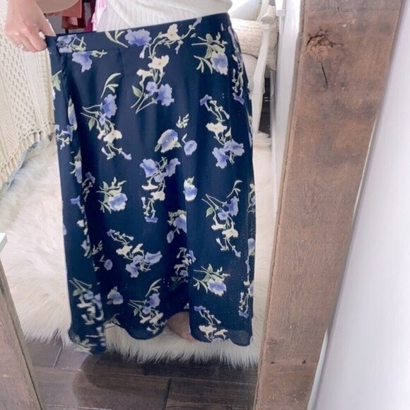 Vintage Lane Bryant navy blue floral skirt size 22/24 - Picture 3 of 10